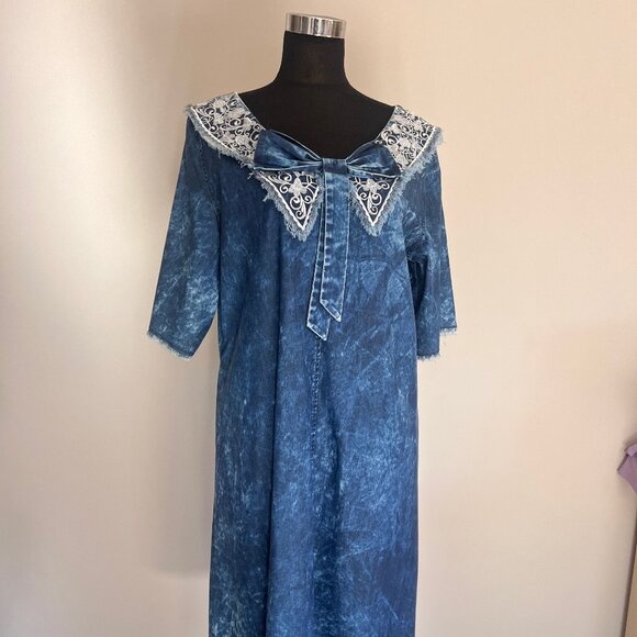 NWT M’ De Pompadour Oversized Denim Dress with Bow Plus Size - Picture 3 of 9